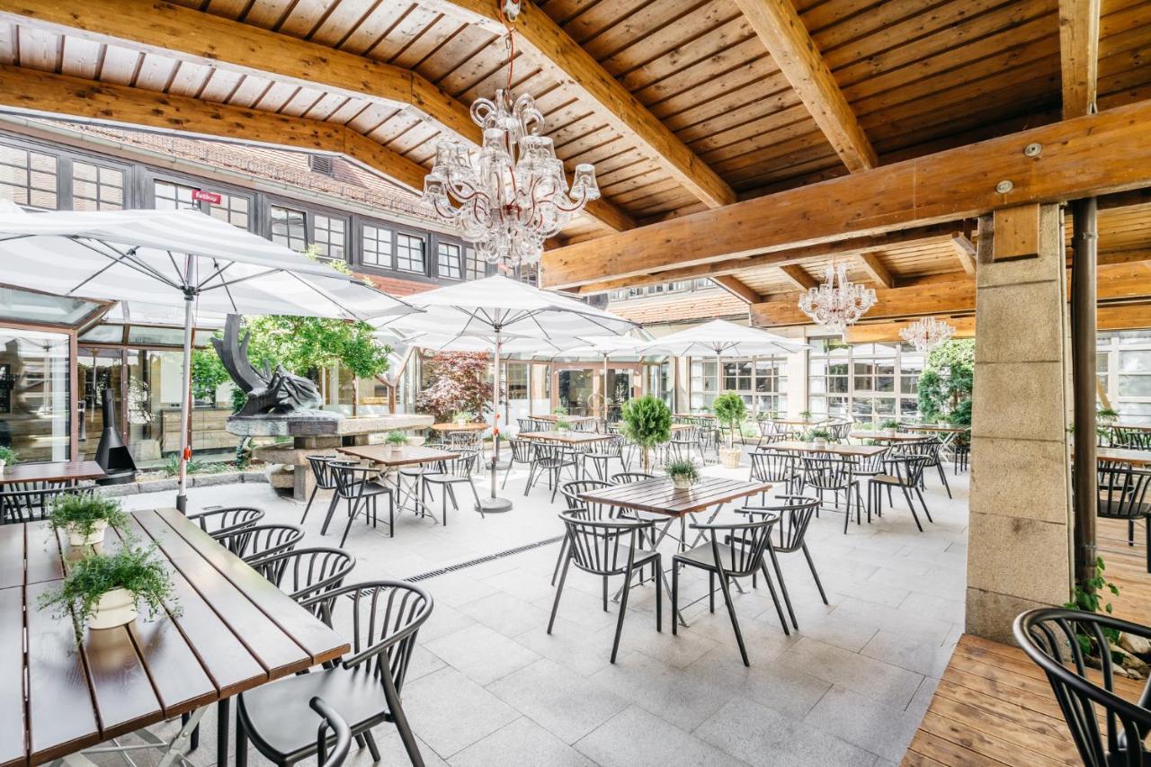 Hotel Riesengebirge Neuhof an der Zenn エクステリア 写真