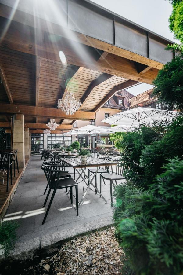 Hotel Riesengebirge Neuhof an der Zenn エクステリア 写真